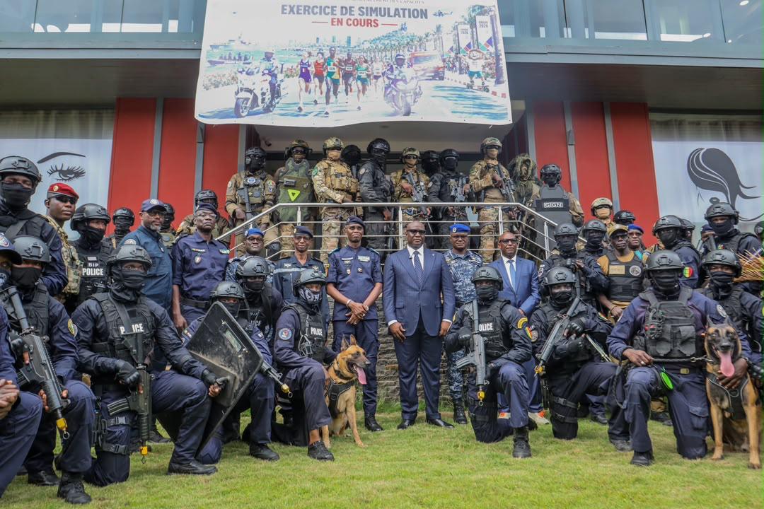 Photographie officielle des forces engagées lors des exercices de préparation des Jeux.